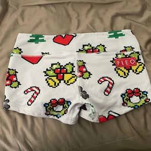 Christmas pixel size M